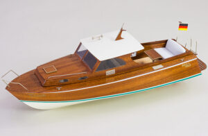 Bateau à cabine Diva