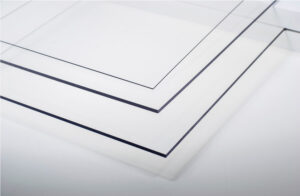 Plaque PVC transparent 0.25 x 194 x 320mm